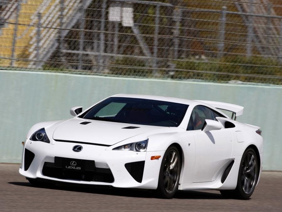  Lexus LF-A 2010 года  (фото 57 из 213)